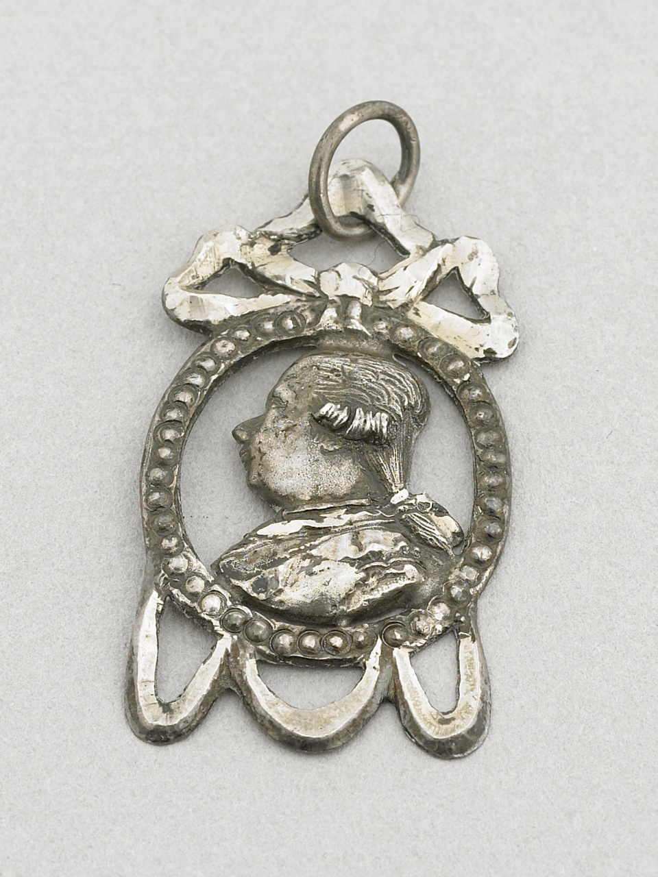 AB1767-09