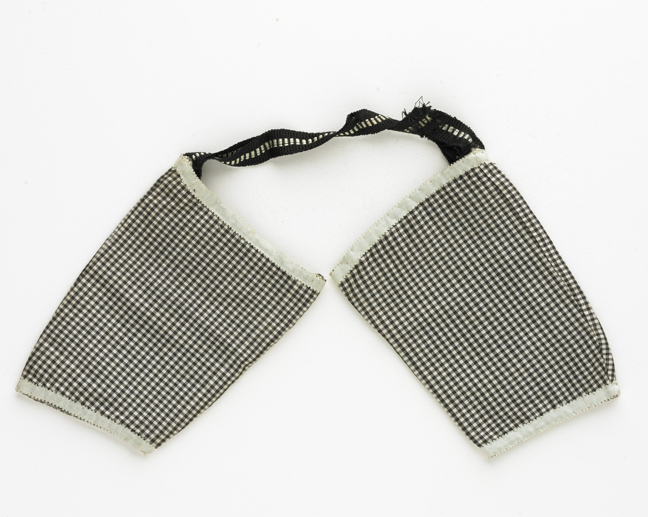 M66-104
