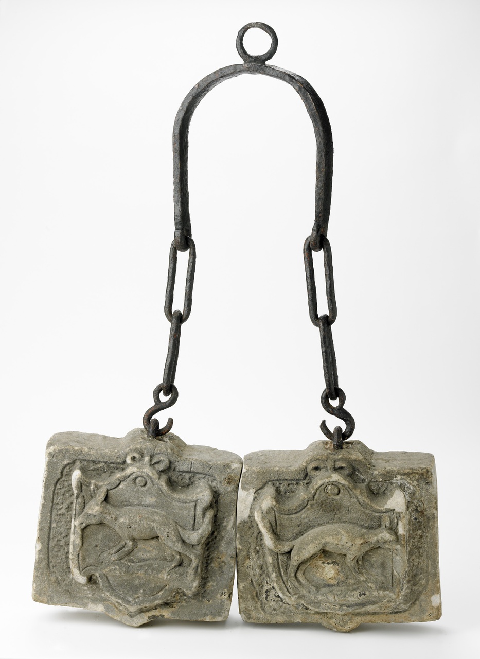 Schandstenen uit Oud-Vossemeer