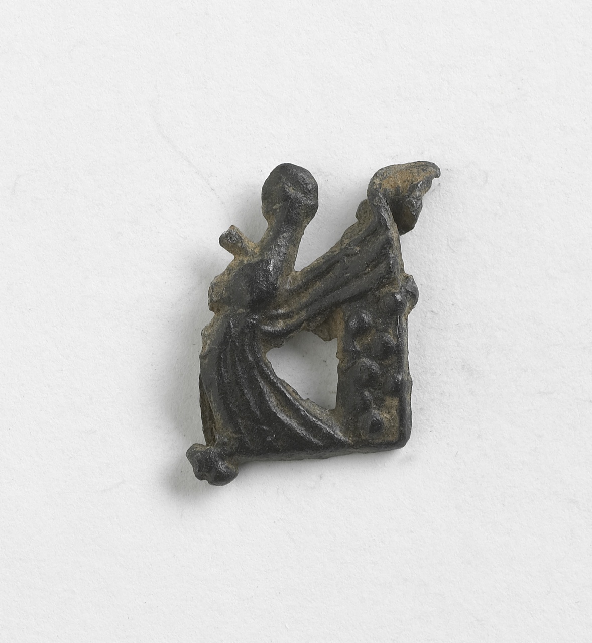 Pelgrimsinsigne, fragment, gevonden in het stort van het Geeregebied, Middelburg