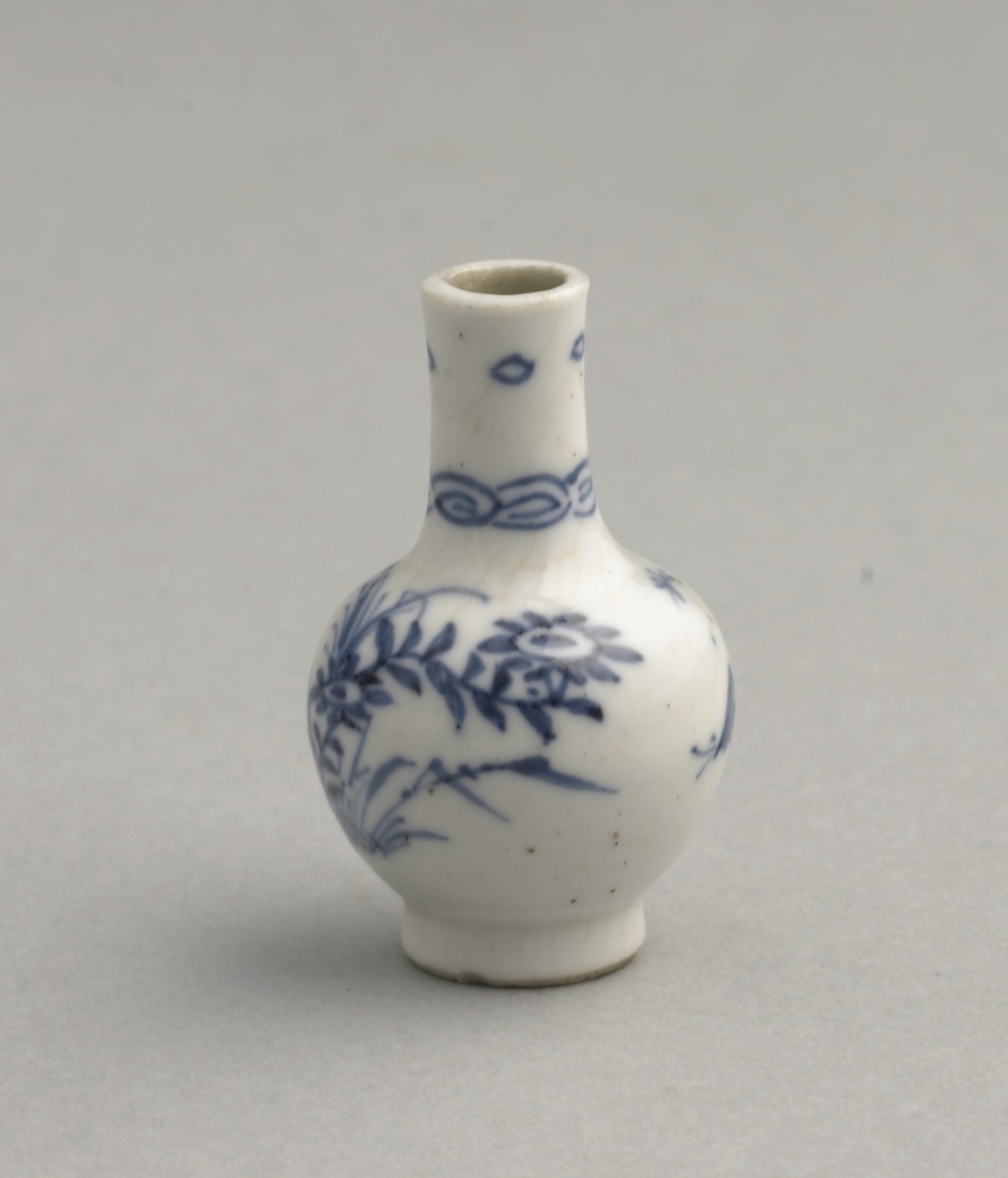 Miniatuurfles in onderglazuur blauw