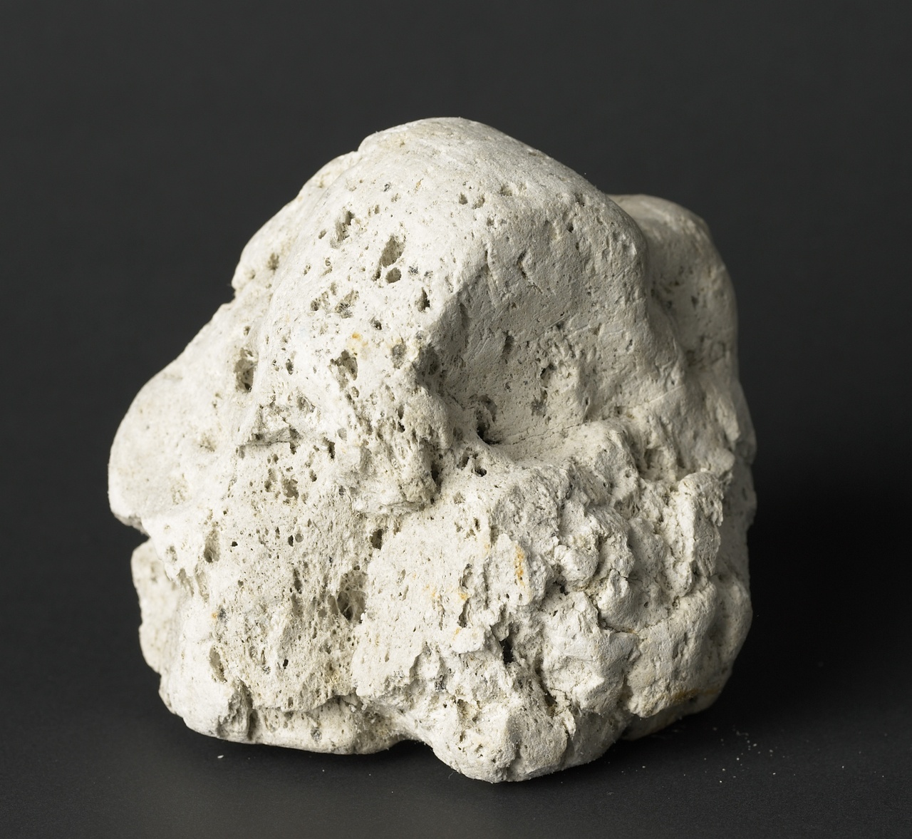 Klomp puimsteen afkomstig van de uitbarsting van de vulkaan Krakatau op 26/27 augustus 1883